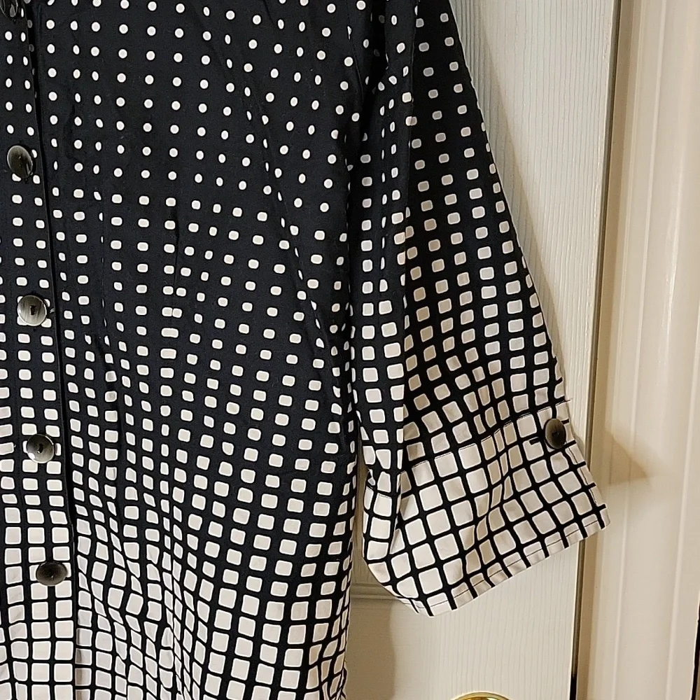 Westbound Woman Wrinkle Free Blouse 16W Black White Dots Squares button up
